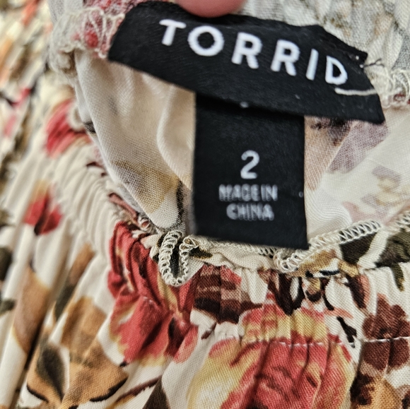 Torrid floral peasant dress - Picture 3 of 5